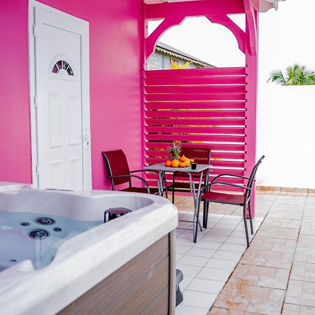 Domaine De La Rosa Spa Privatif Les Abymes Esterno foto